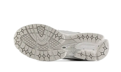 1906D Protection Pack Silver Metallic VOSneakers
