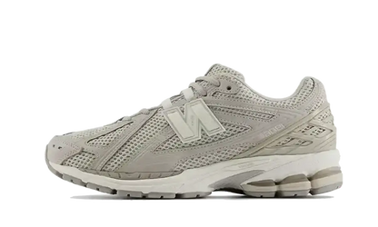 1906R Grey Days VOSneakers
