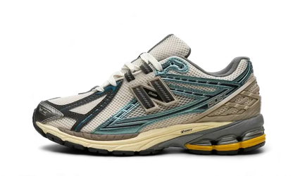 1906R Metallic Teal VOSneakers