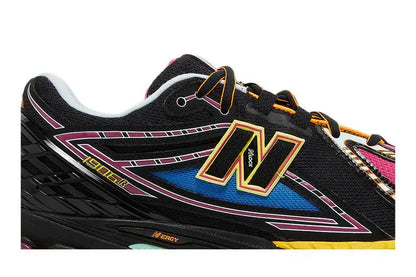 1906R Neon Nights VOSneakers