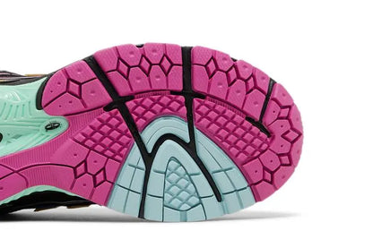 1906R Neon Nights VOSneakers