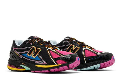 1906R Neon Nights VOSneakers