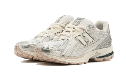 1906R Silver Metallic Cream VOSneakers