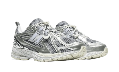 1906R The Basement Silver VOSneakers