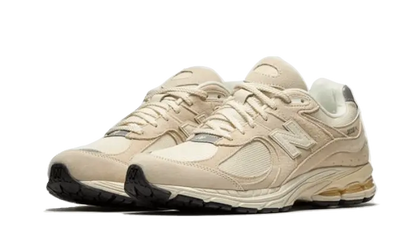2002R Calm Taupe VOSneakers
