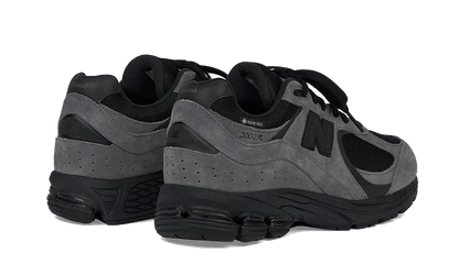 2002R Gore-Tex Charcoal JJJJOUND VOSneakers