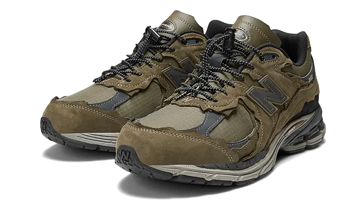 2002R Protection Pack Dark Moss VOSneakers