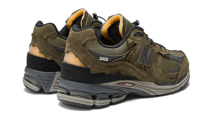 2002R Protection Pack Dark Moss VOSneakers
