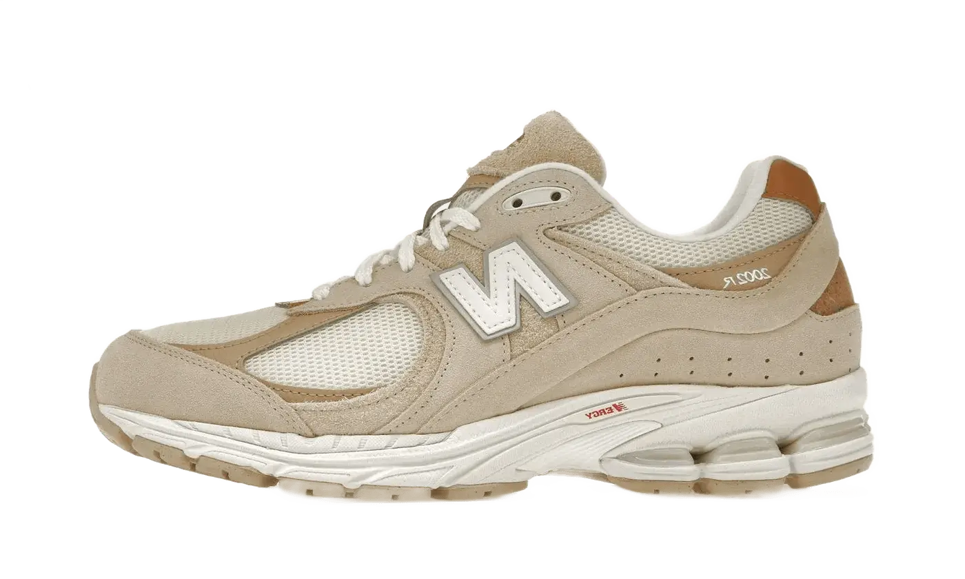 2002R Sandstone VOSneakers