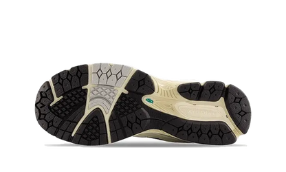 2002R Sea Salt Vintage Teal VOSneakers