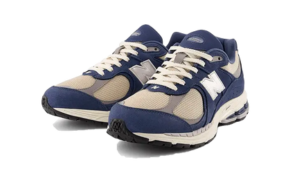 2002R Vintage Indigo VOSneakers