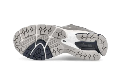 2002R thisisneverthat VOSneakers
