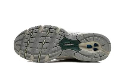 530 Beige Green VOSneakers