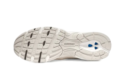 530 Ivory VOSneakers