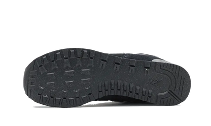 574 Black White (2022) VOSneakers