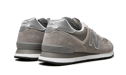 574 Grey White (2022) VOSneakers
