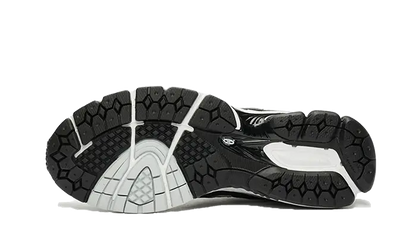860 Black White Silver VOSneakers