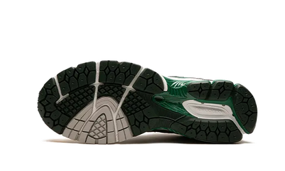 860 V2 Aime Leon Dore Green VOSneakers