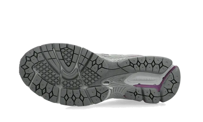 860 V2 Grey Purple VOSneakers