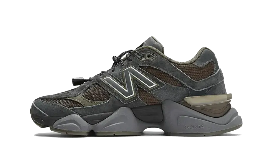 9060 Blacktop Dark Moss VOSneakers