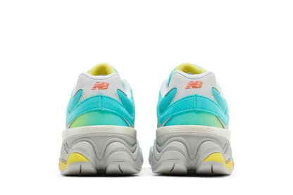 9060 DTLR Cyan Burst VOSneakers