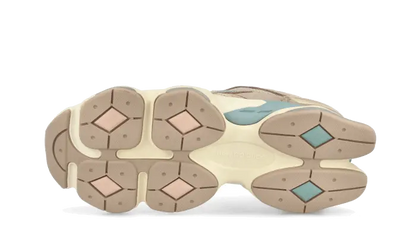 9060 Ivory Cream VOSneakers