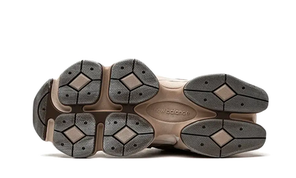 9060 Mushroom Brown VOSneakers