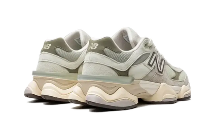9060 Olivine VOSneakers