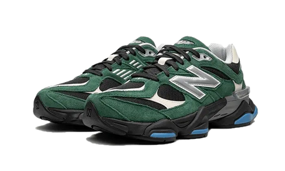 9060 Team Forest Green VOSneakers