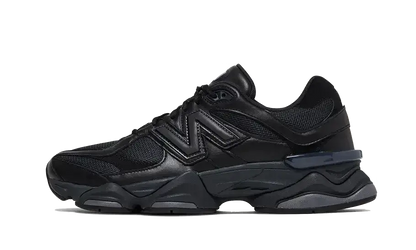 9060 Triple Black Leather VOSneakers