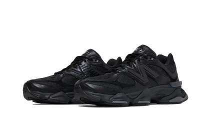 9060 Triple Black Leather VOSneakers