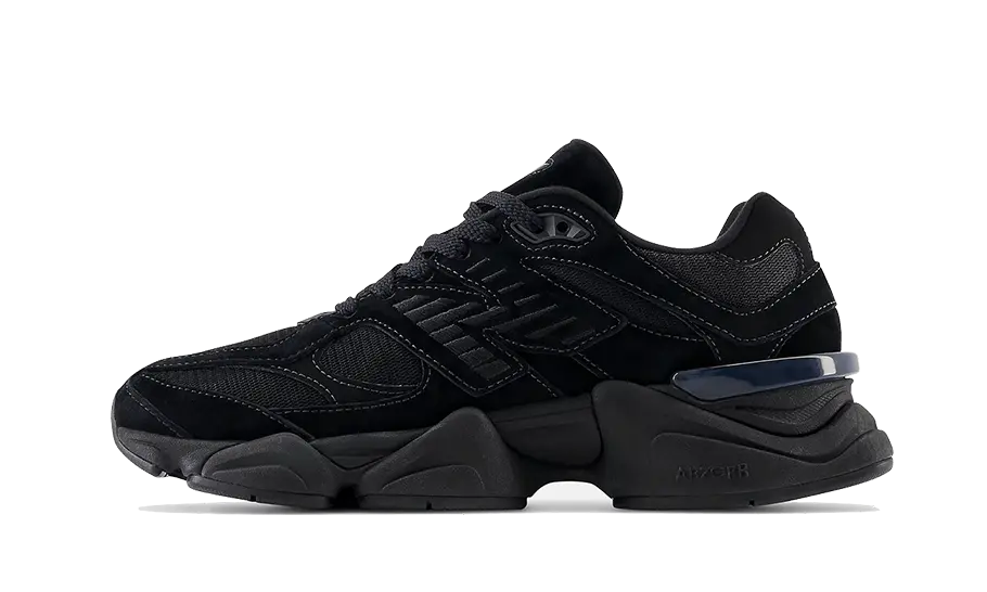 9060 Triple Black VOSneakers