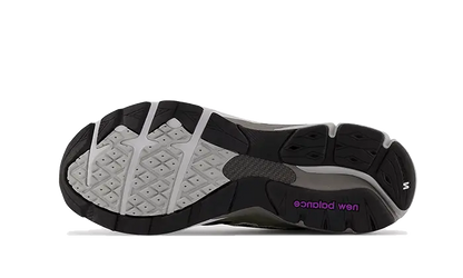 990 V3 Olive Leaf VOSneakers