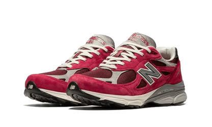 990 V3 Scarlet VOSneakers