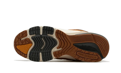 990 V6 Carhartt WIP Sculpture Center VOSneakers
