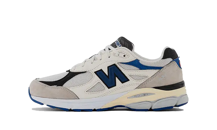 990V3 - Made In USA Cream Blue VOSneakers
