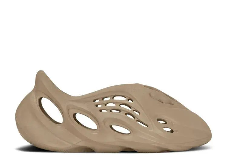 Adidas Yeezy Foam RNNR Clay Taupe Yeezy
