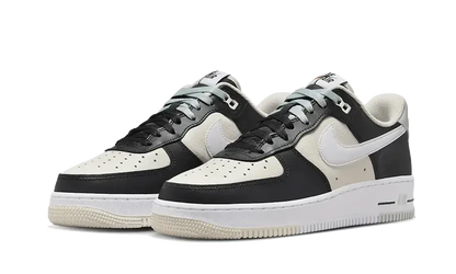 Air Force 1 Low '07 LV8 Split Black Phantom VOSneakers