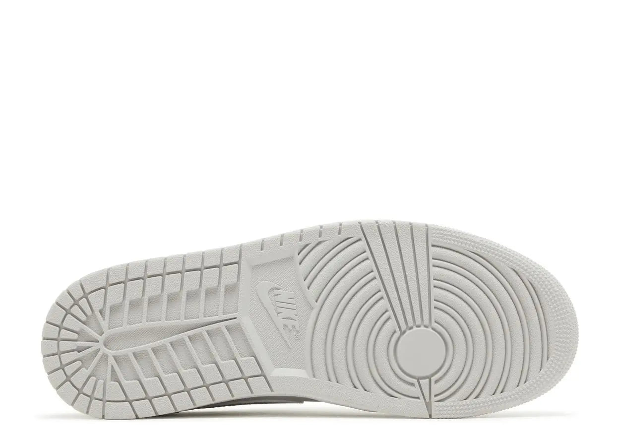 Air Jordan 1 Low OG Metallic Silver Air Jordan