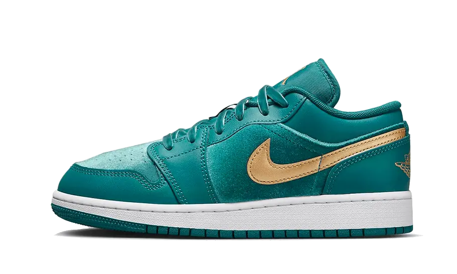 Air Jordan 1 Low Velvet Geode Teal VOSneakers