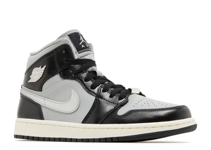 Air Jordan 1 Mid SE Black Metallic Silver Air Jordan