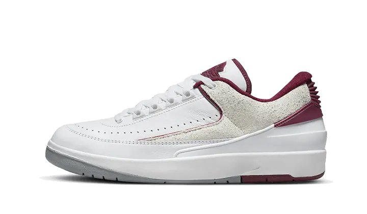 Air Jordan 2 Retro Low Cherrywood VOSneakers