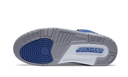 Air Jordan 3 Retro Varsity Royal VOSneakers