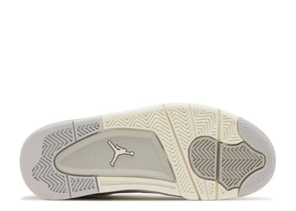 Air Jordan 4 Retro Frozen Moments Air Jordan