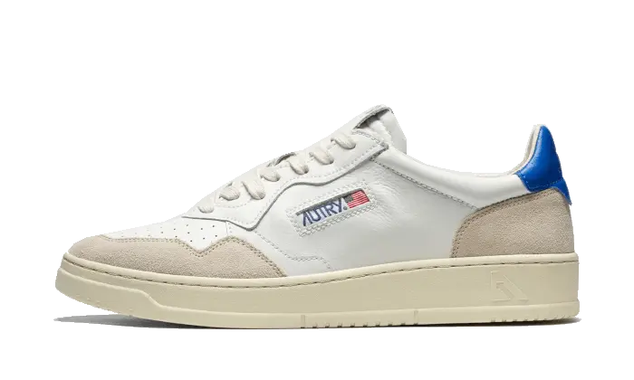 Autry Medalist Leather Suede Low White Light Blue VOSneakers