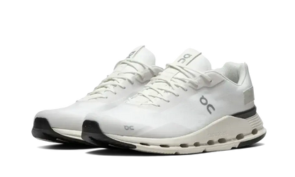 Cloudnova Form White VOSneakers
