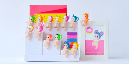 Figurine Sonny Angel Hippers Looking Back VOSneakers