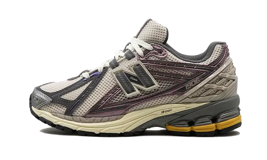 New Balance 1906R Licorice New Balance