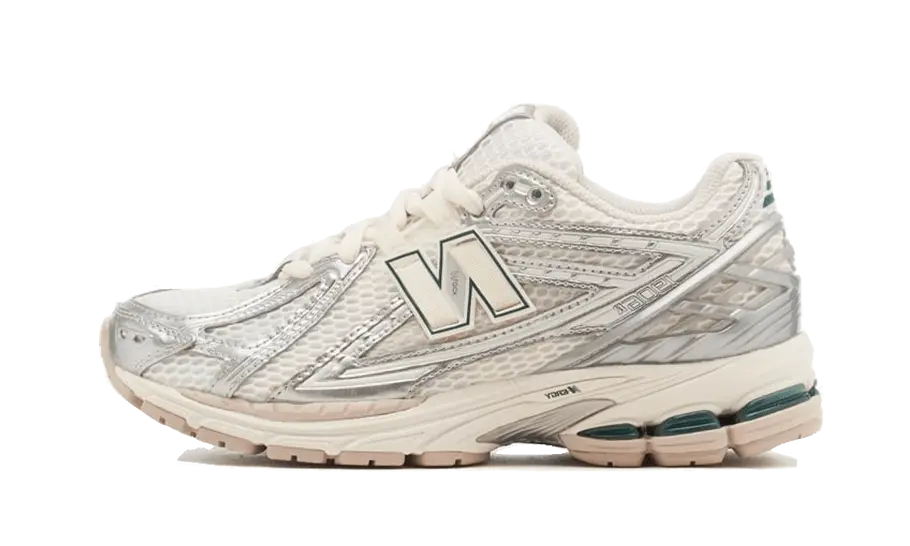 New Balance 1906R Silver Metallic Cream New Balance