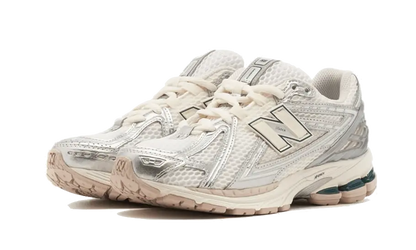 New Balance 1906R Silver Metallic Cream New Balance